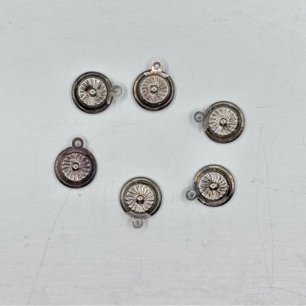 Elegant sterling Silver Floral bracelet clasps set of 6 - Picture 2 of 3